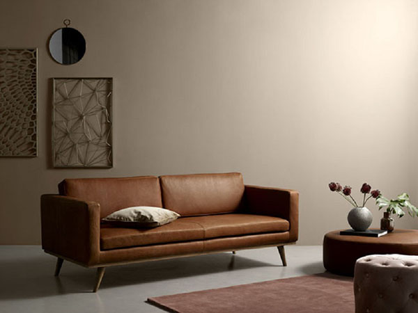 Sofa màu nâu cổ điển